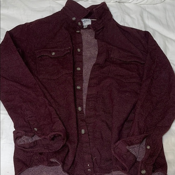 4/$15 button up - Picture 2 of 3